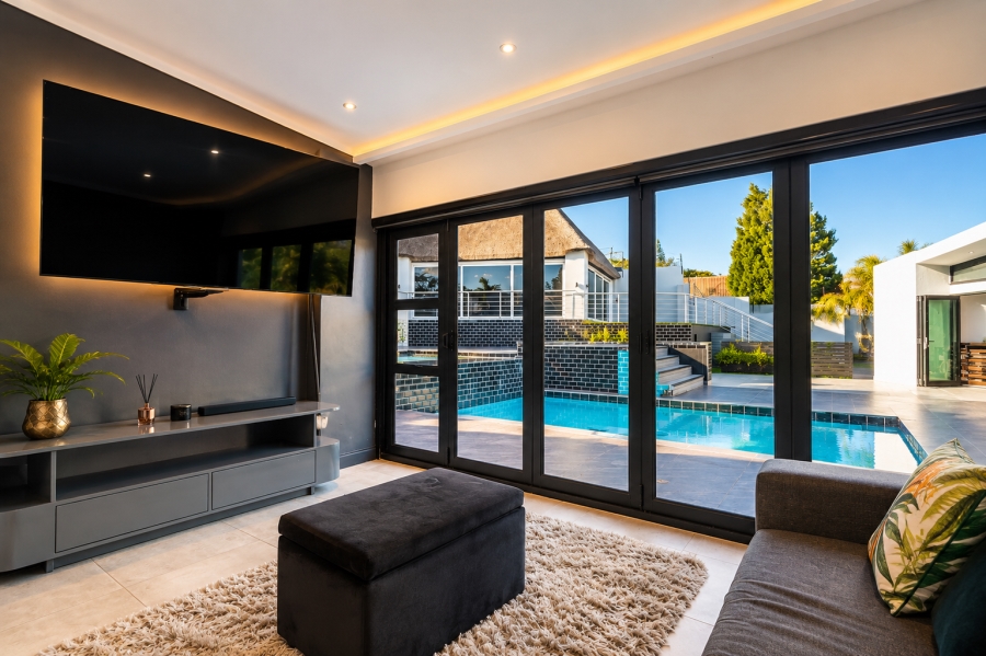 3 Bedroom Property for Sale in Vygeboom Western Cape